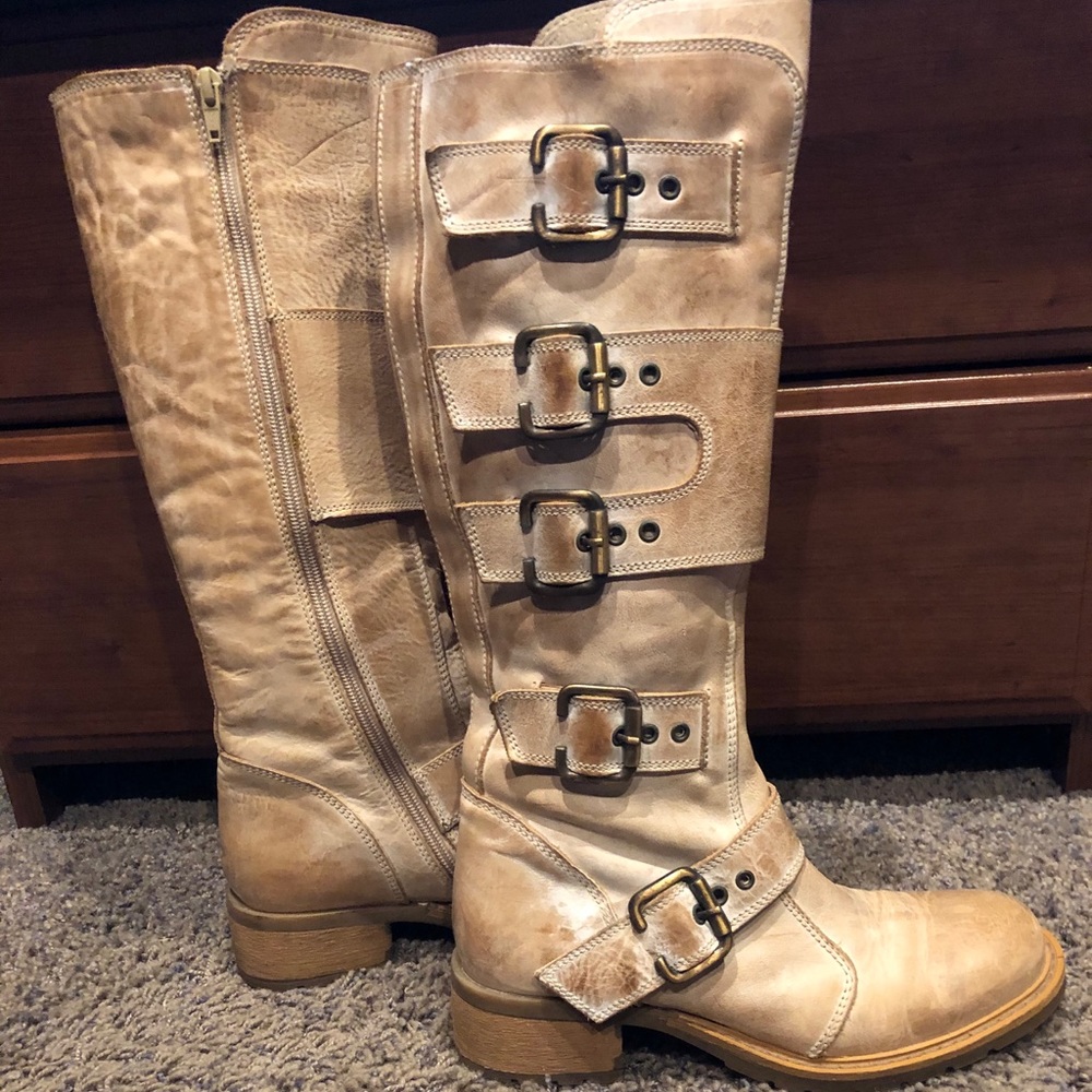 Women’s boots